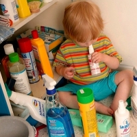 háztartási vegyszerek