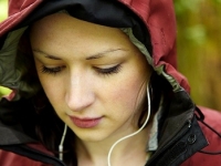 zenehallgatás, baleset zenehallgatás, baleset