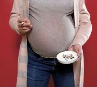 terhesség alatti dohányzás magzati here károsodása