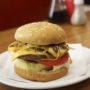elsózott hamburger börtön